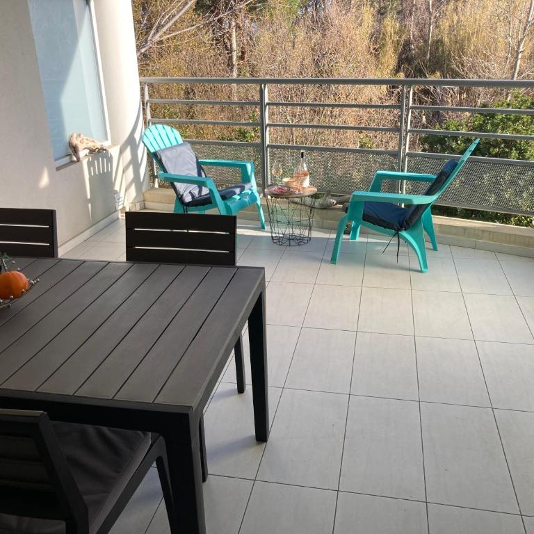 Appart'Calvi, 200 m de la plage de la Pinède, WIFI gratuit - Appartement 1 Chambre - 22