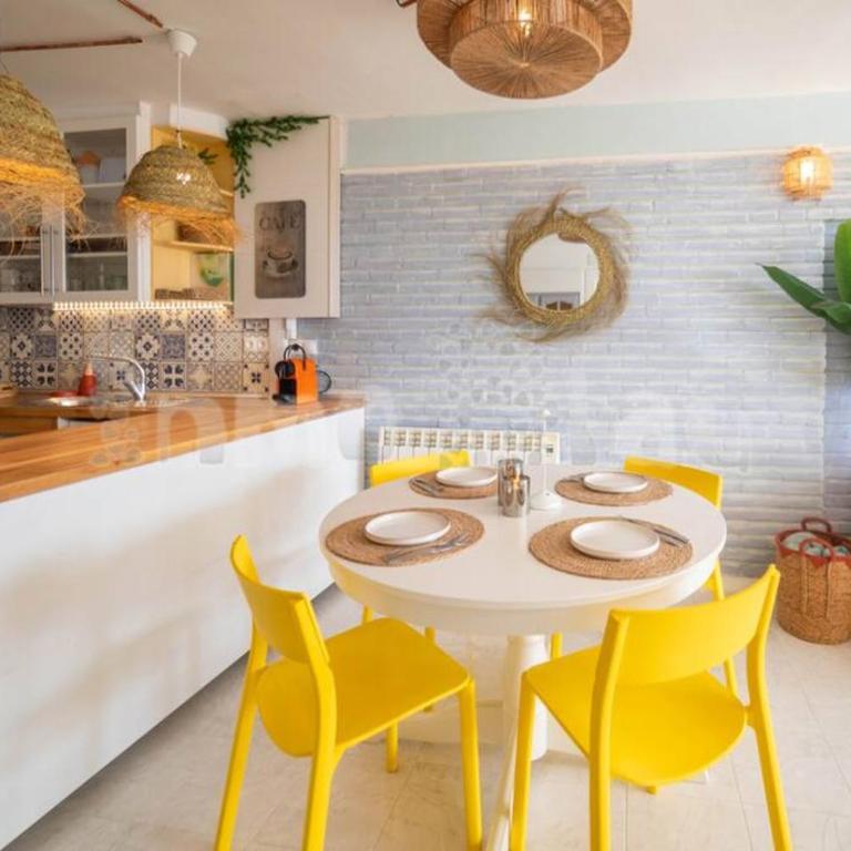 Appartement face à la mer avec parking gratuit libre d'accès - Apartamento de 2 dormitorios - 10