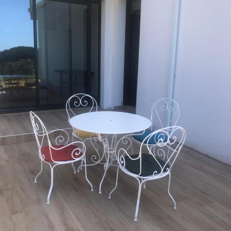 Ajaccio appartement 4 couchages, climatisé a 150m de la plage route des sanguinaires, parking privé - Apartment mit 2 Schlafzimmern - 2