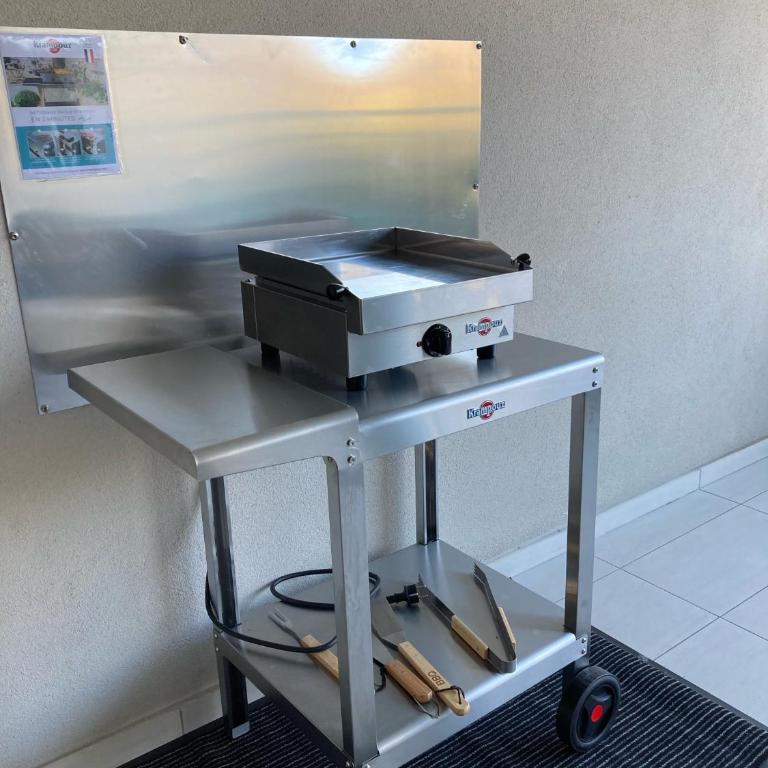 Appart'Calvi, 200 m de la plage de la Pinède, WIFI gratuit - Appartement 1 Chambre - 9