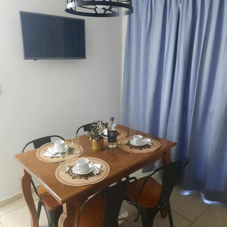 El Cordobés de Güemes - Excelente zona cerca de hospital Oulton y Allende , 5 cuadras de Patio Olmos, a metros de los mejores bares de Córdoba - Apartamento de 1 dormitorio - 1