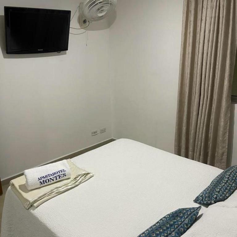 Living Montes - Deluxe Double Room with Bath - 6