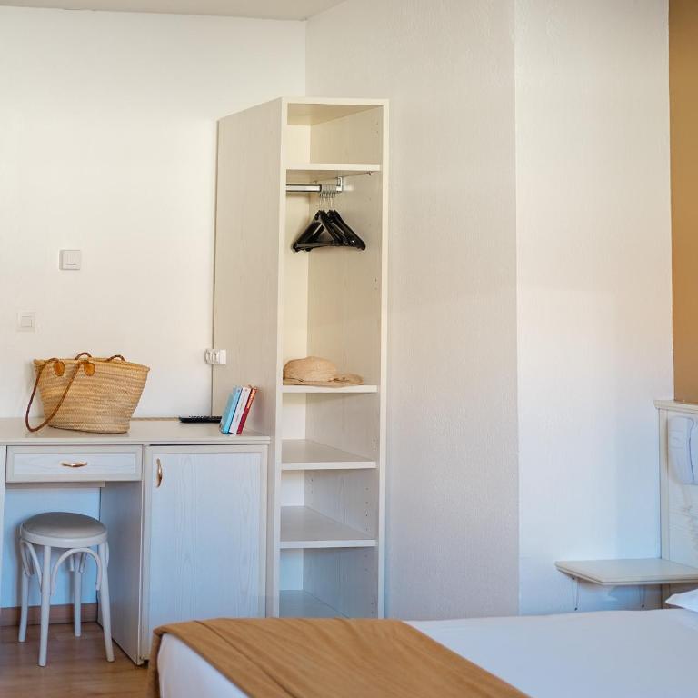 Hôtel Du Golfe - Chambre Double - Côté Rue - 5