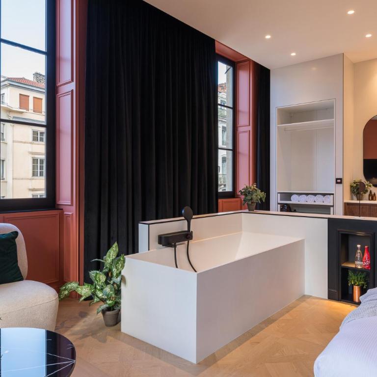 MOHOM - Bellecour - Mini-loft, Bath & Magic view Bellecour - 4