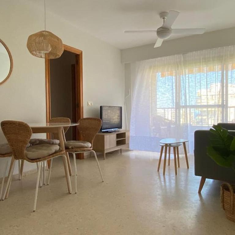Apartamento con piscina en Playa de Gandía - Apartamento de 2 dormitorios - 11