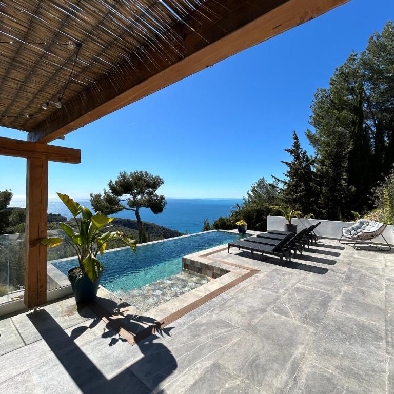 Èze - Appartement dans bas de villa avec piscine près de Monaco - Appartement 2 Chambres - 17