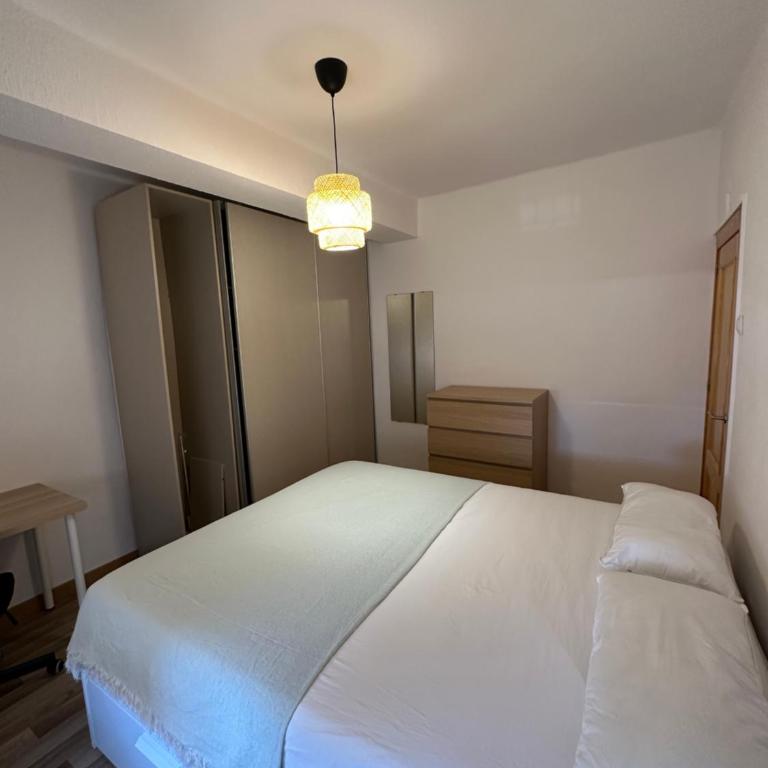 Acogedor apartamento en Almería - Apartamento de 3 dormitorios - 4