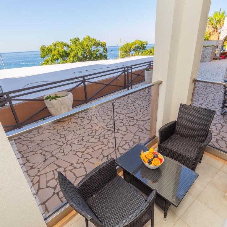 David Lux beach rooms - Deluks Soba sa Bračnim Krevetom/Zasebnim Krevetima i Pogledom na More - 4