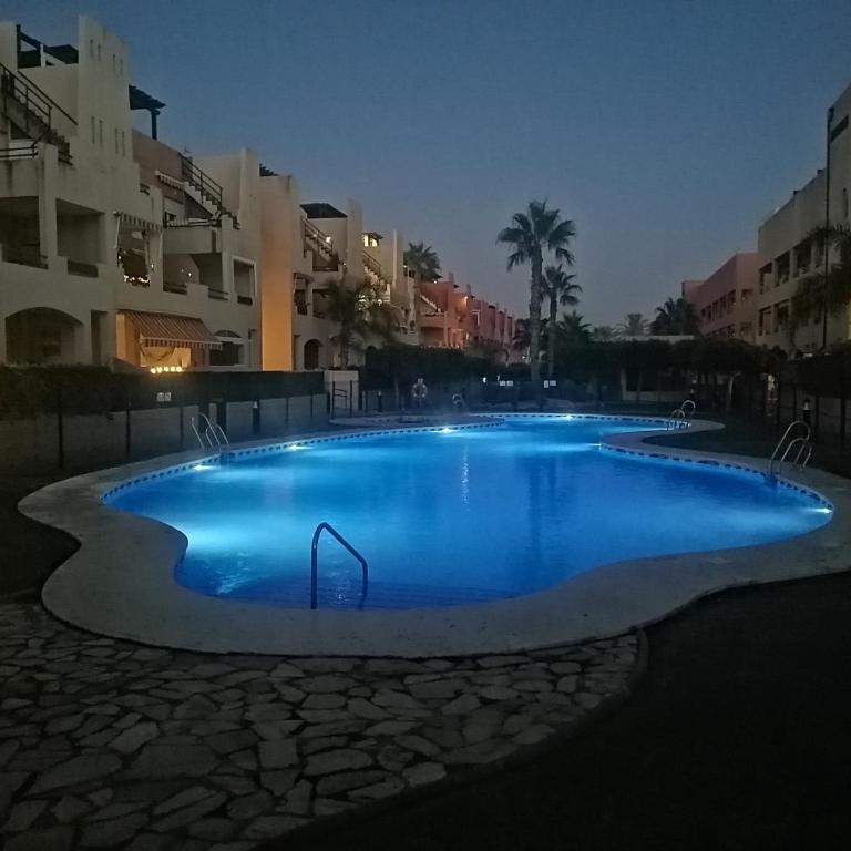 Vera Playa Bajo 2 Terrazas Jardín Piscina Parking - Apartamento con vistas a la piscina - 30