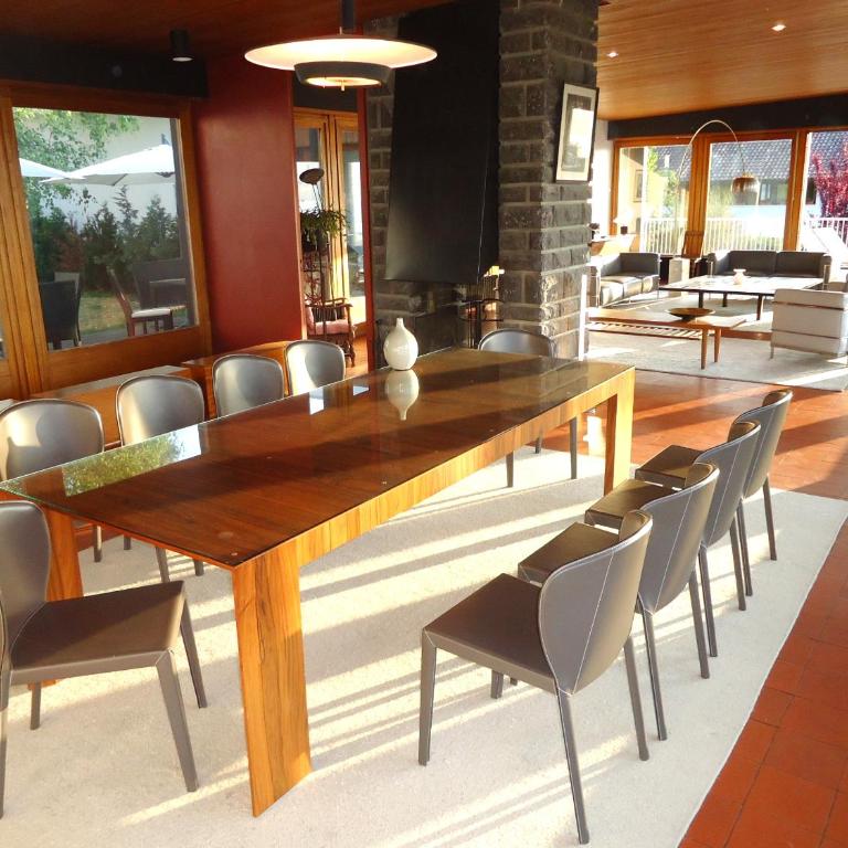 Evian villa with Lake Geneva views in 1960 mid-century modern style - Villa - 10