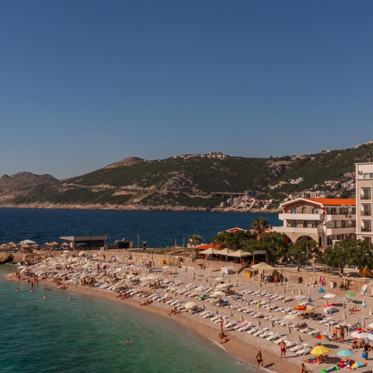 Apartments Atlantis - Studio with Balcony and Sea View (2 Adults) - 3