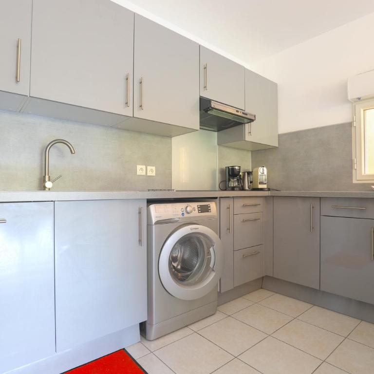 Sweet Apartment in Mandelieu - Pool & tennis court - Apartment - 13