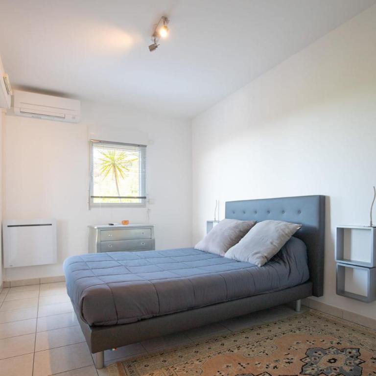 Sweet Apartment in Mandelieu - Pool & tennis court - Apartment - 18