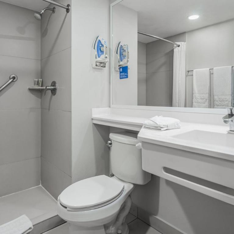 City Express by Marriott Queretaro Jurica - Queen Room - 12
