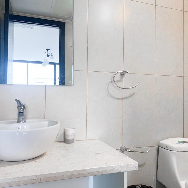 Penthouse en piso alto con vista al río, Guayaquil + PARQUEO - Two-Bedroom Apartment - 13