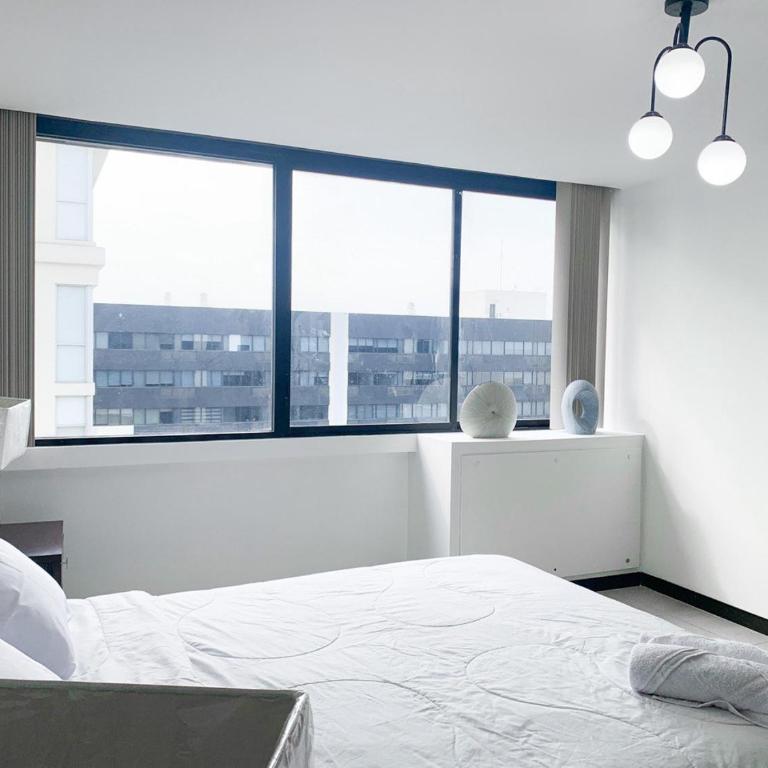 Penthouse en piso alto con vista al río, Guayaquil + PARQUEO - Two-Bedroom Apartment - 15