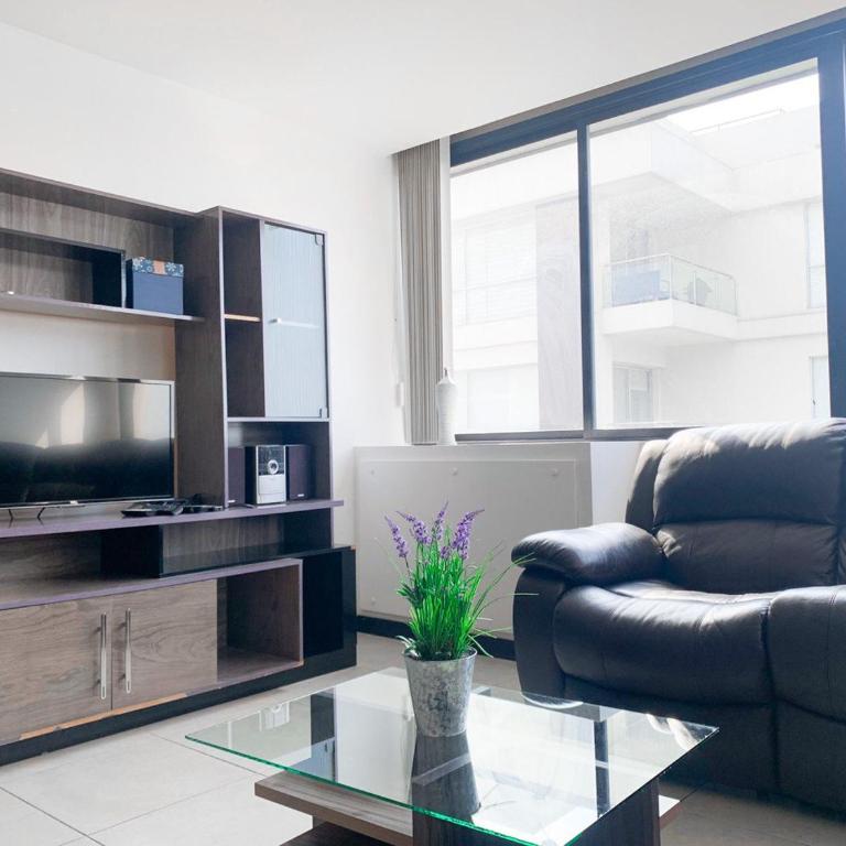 Penthouse en piso alto con vista al río, Guayaquil + PARQUEO - Two-Bedroom Apartment - 20