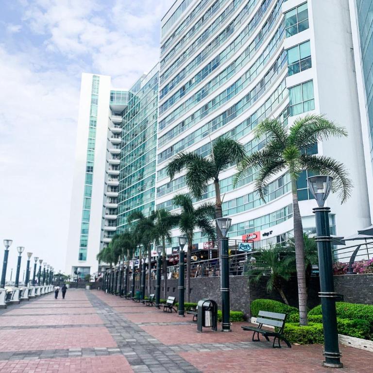 Penthouse en piso alto con vista al río, Guayaquil + PARQUEO - Two-Bedroom Apartment - 31