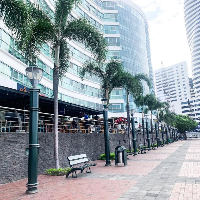 Penthouse en piso alto con vista al río, Guayaquil + PARQUEO - Two-Bedroom Apartment - 33