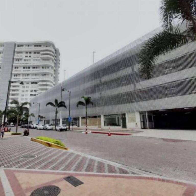 Penthouse en piso alto con vista al río, Guayaquil + PARQUEO - Two-Bedroom Apartment - 27