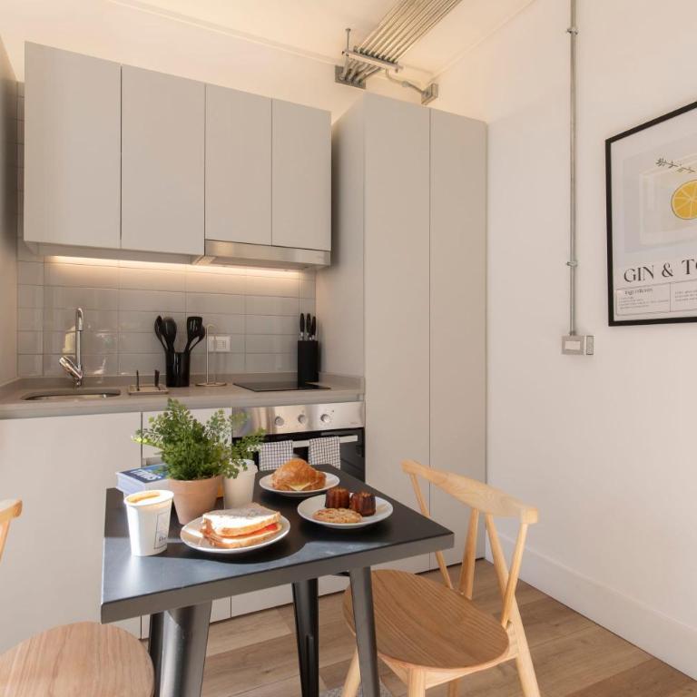 HOM I Apartamento 1D1B 4PAX En Calle Monjitas - Estudio - 55