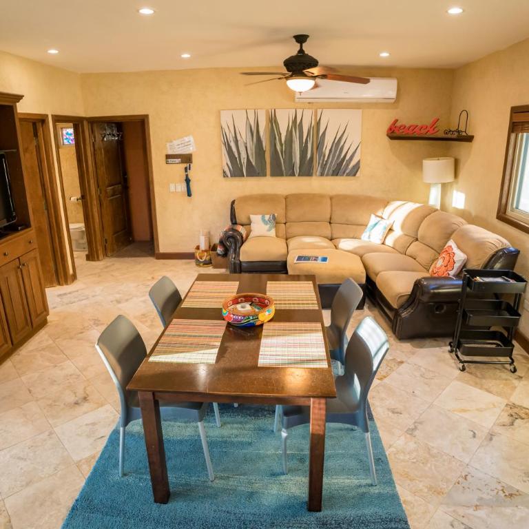 Cabo's Hidden Gem! Steps to the Marina or Beach - Apartamento de 2 dormitorios - 6