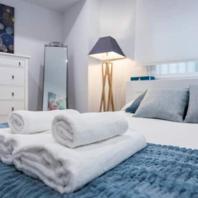 Modern flat in the city center - Madrid SEG - Three-Bedroom Apartment - 13