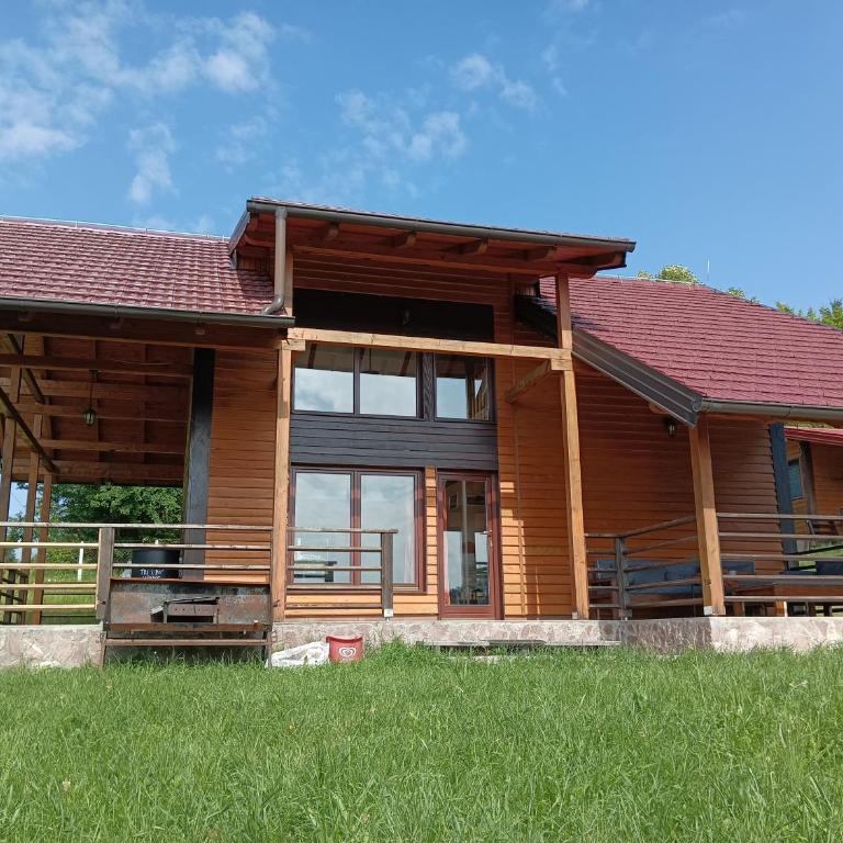 Vikendica Jezerac - Kuća sa 2 Spavaće Sobe - 1