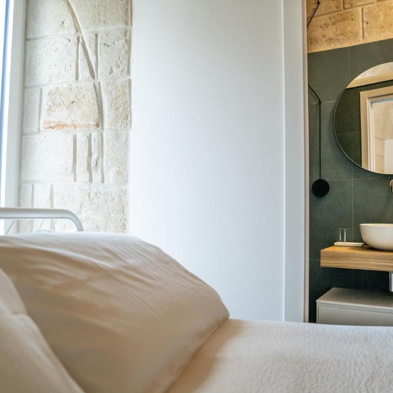 Innesto Rooms - Monopoli - Camera Matrimoniale con Balcone - 9
