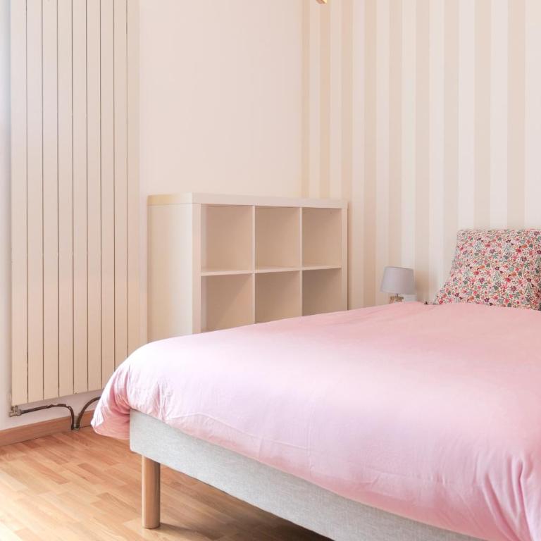 Appartement rez de chaussée au cœur de la Chaume 4 personnes Les Sables - Two-Bedroom Apartment - 8