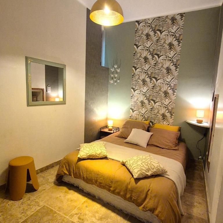 Au Lys rose - One-Bedroom Apartment - 17