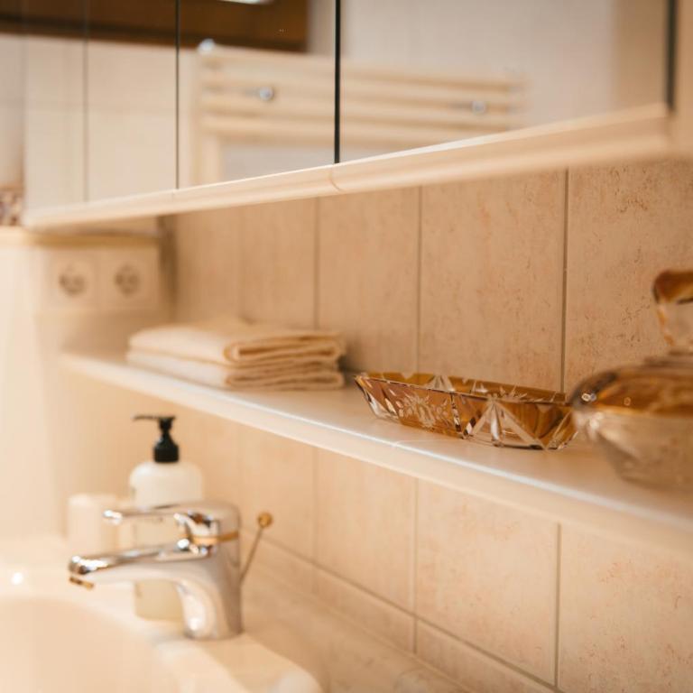 Villa Marwa - eine Ruheoase im Grünen - Großes Doppelzimmer - 5