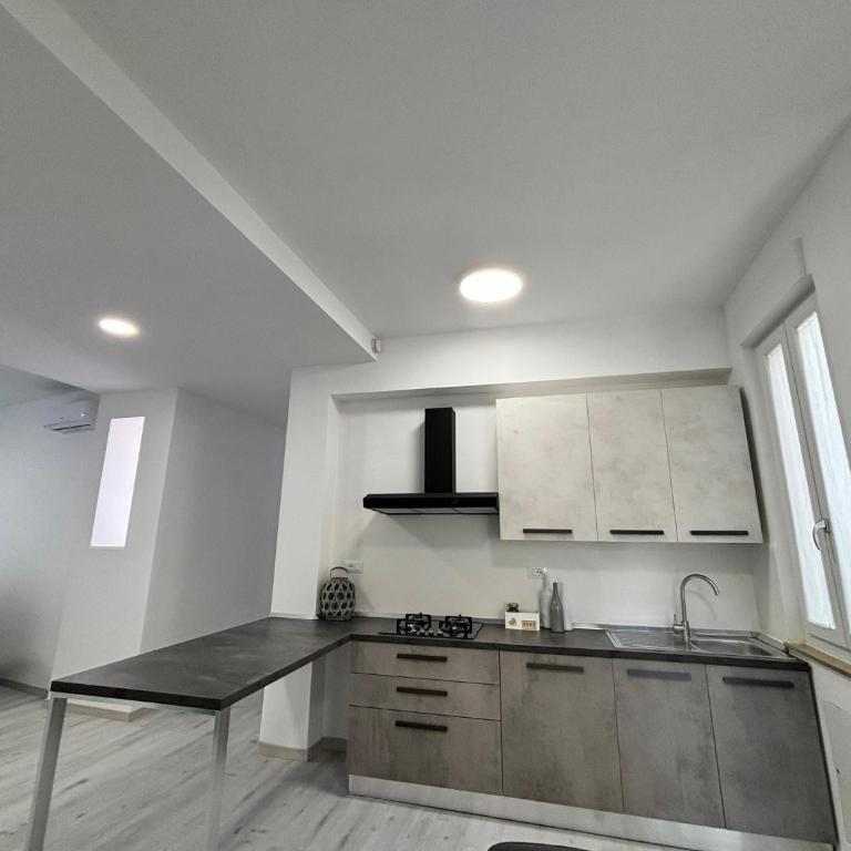 Grey House - Appartamento con 2 Camere da Letto - 4