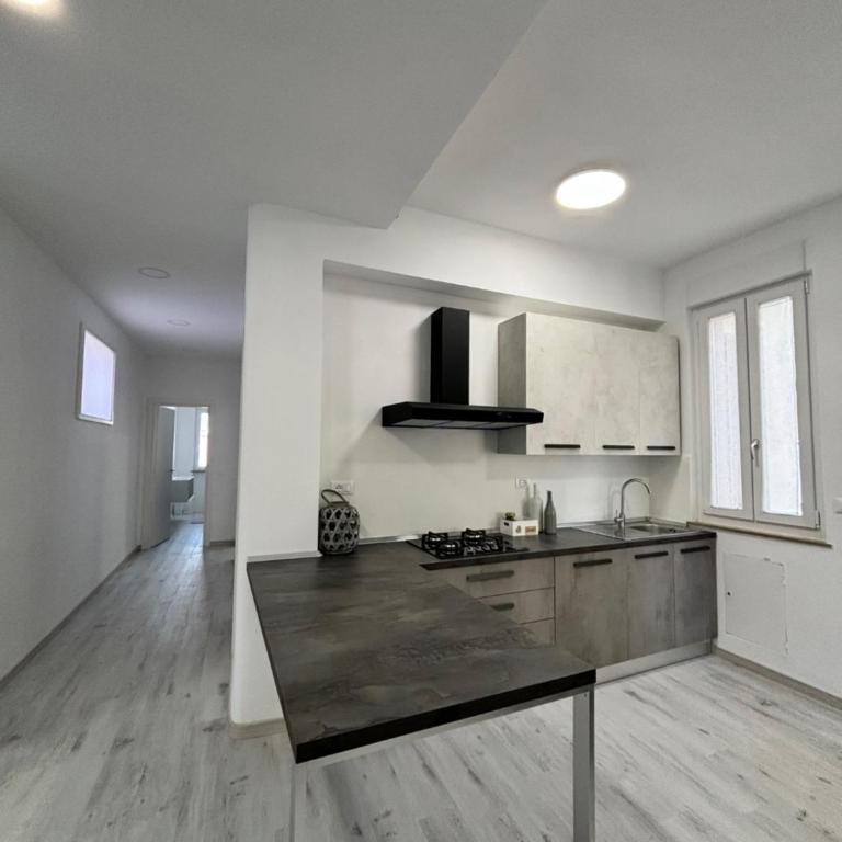 Grey House - Appartamento con 2 Camere da Letto - 7