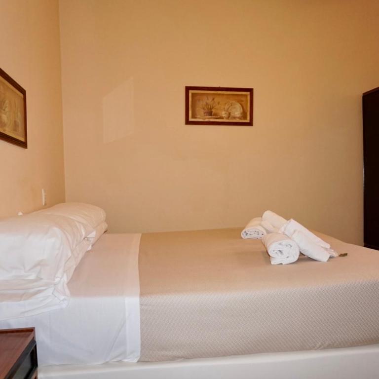 Hotel Diana - Camera Matrimoniale/Doppia con Letti Singoli - 6
