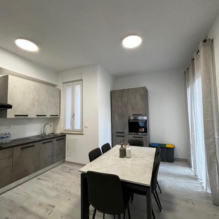 Grey House - Appartamento con 2 Camere da Letto - 11