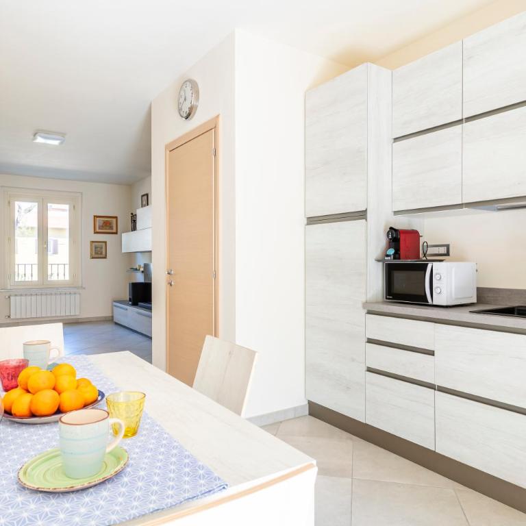 GuestHost - Piccola Venezia Bright Apartment with Balcony! - Appartamento con 2 Camere da Letto - 4