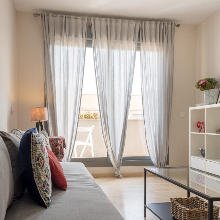 Love Rent4 Málaga Ático con terraza y vistas, parking gratuito - Apartamento de 2 dormitorios - 28