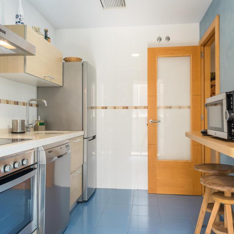 Love Rent4 Málaga Ático con terraza y vistas, parking gratuito - Apartamento de 2 dormitorios - 34