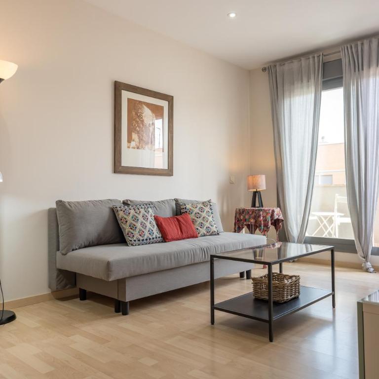 Love Rent4 Málaga Ático con terraza y vistas, parking gratuito - Apartamento de 2 dormitorios - 45