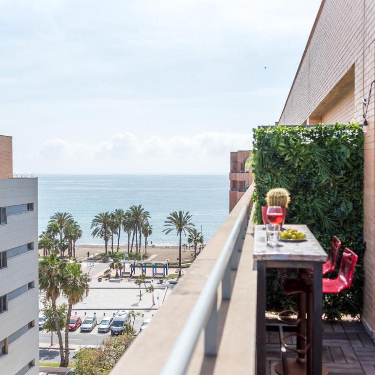 Love Rent4 Málaga Ático con terraza y vistas, parking gratuito - Apartamento de 2 dormitorios - 5