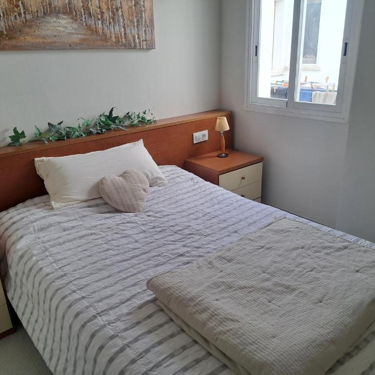 LUMINOSO APARTAMENTO CERCA DE LA PLAYA DE TOSSA DE MAR - Apartamento de 2 dormitorios - 10
