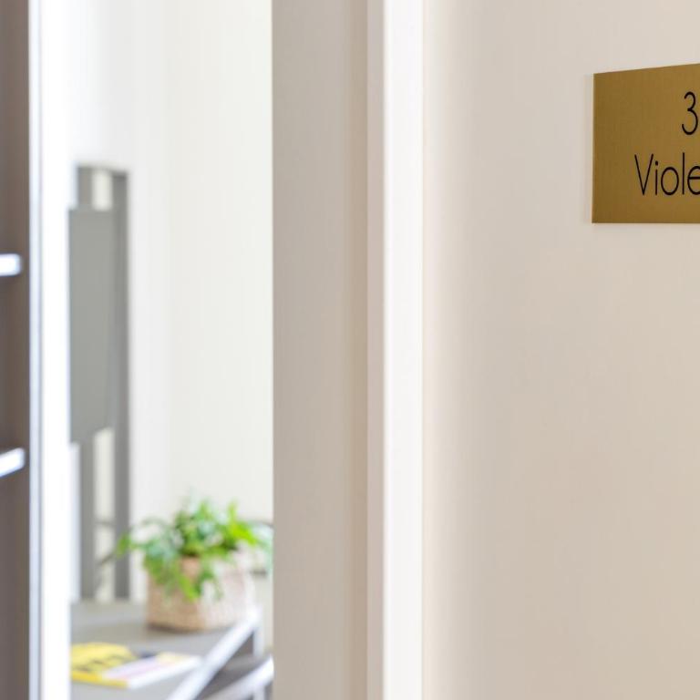 Palazzo Costarelli - Bed and Breakfast - Double Room with Balcony - 15