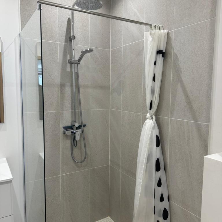 Grand studio rénové proche mer ! - Appartement 1 Chambre - 14