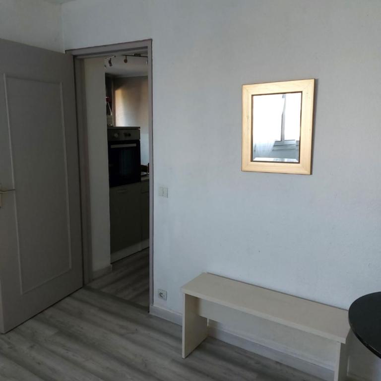 Résidence les Floralies 2 - Avenue de Camargue - One-Bedroom Apartment - 11
