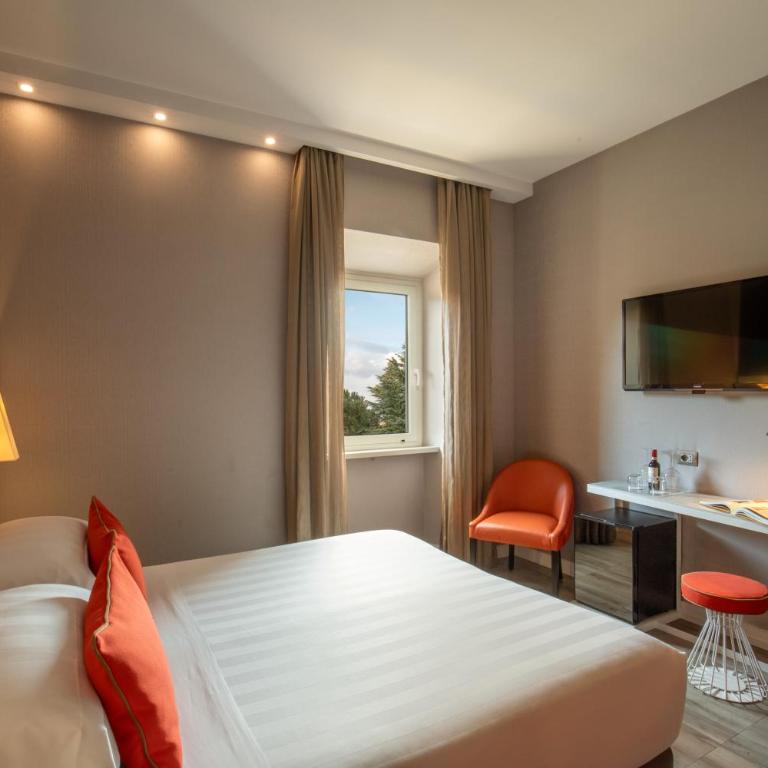 The Guardian - Deluxe Triple Room - 2