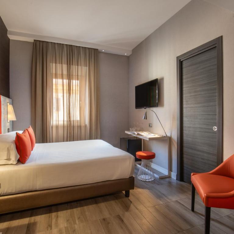 The Guardian - Classic Double or Twin Room - 2