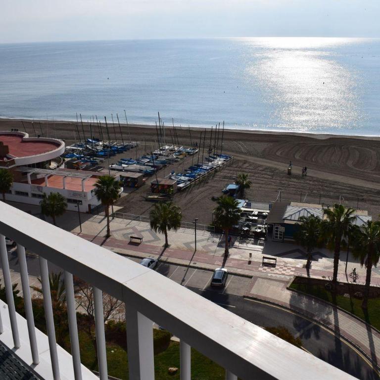 PRIMERA LINEA DE PLAYA - ZONA CLUB NAUTICO - Two-Bedroom Apartment - 11