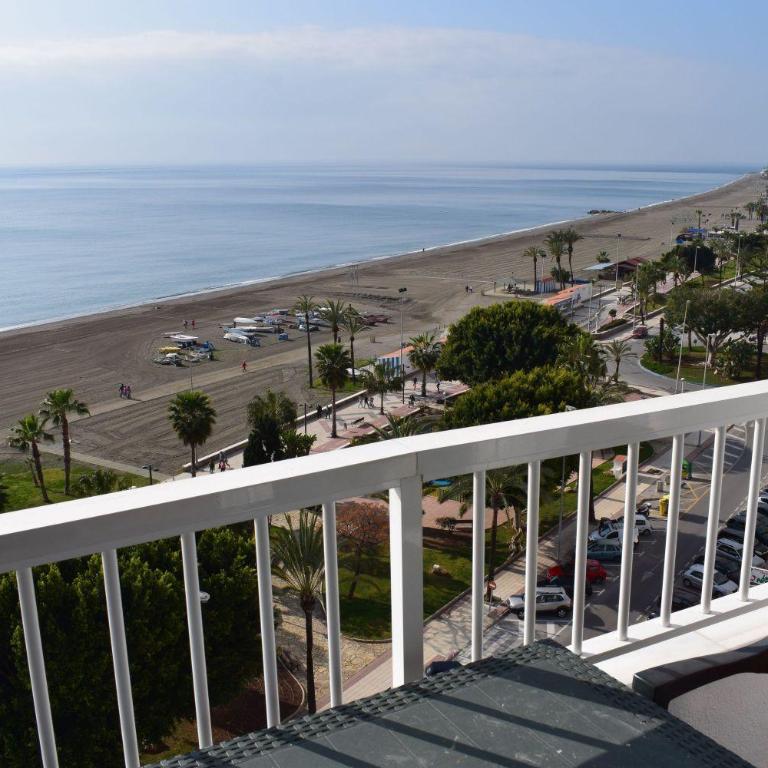 PRIMERA LINEA DE PLAYA - ZONA CLUB NAUTICO - Two-Bedroom Apartment - 9