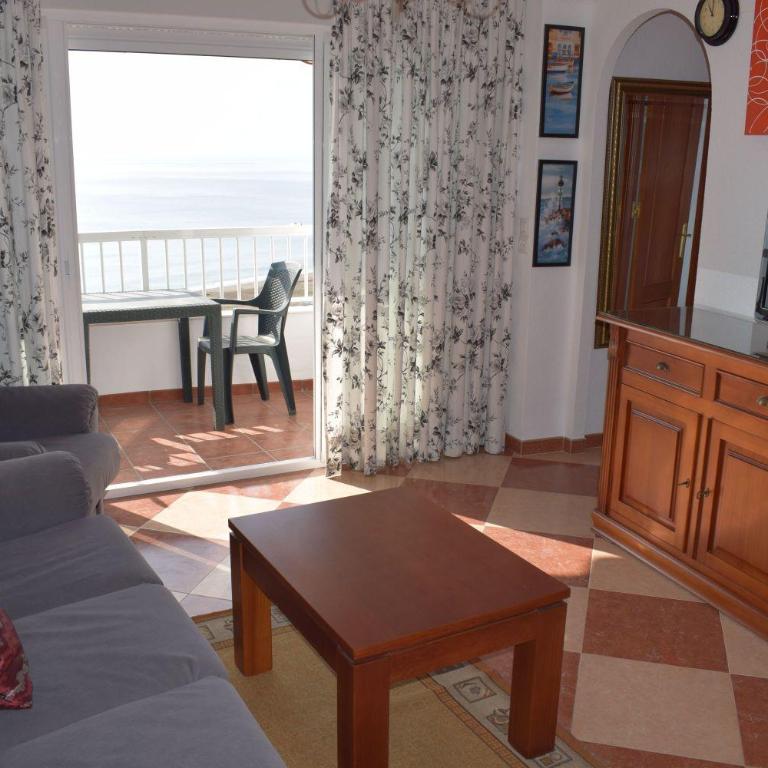 PRIMERA LINEA DE PLAYA - ZONA CLUB NAUTICO - Two-Bedroom Apartment - 14